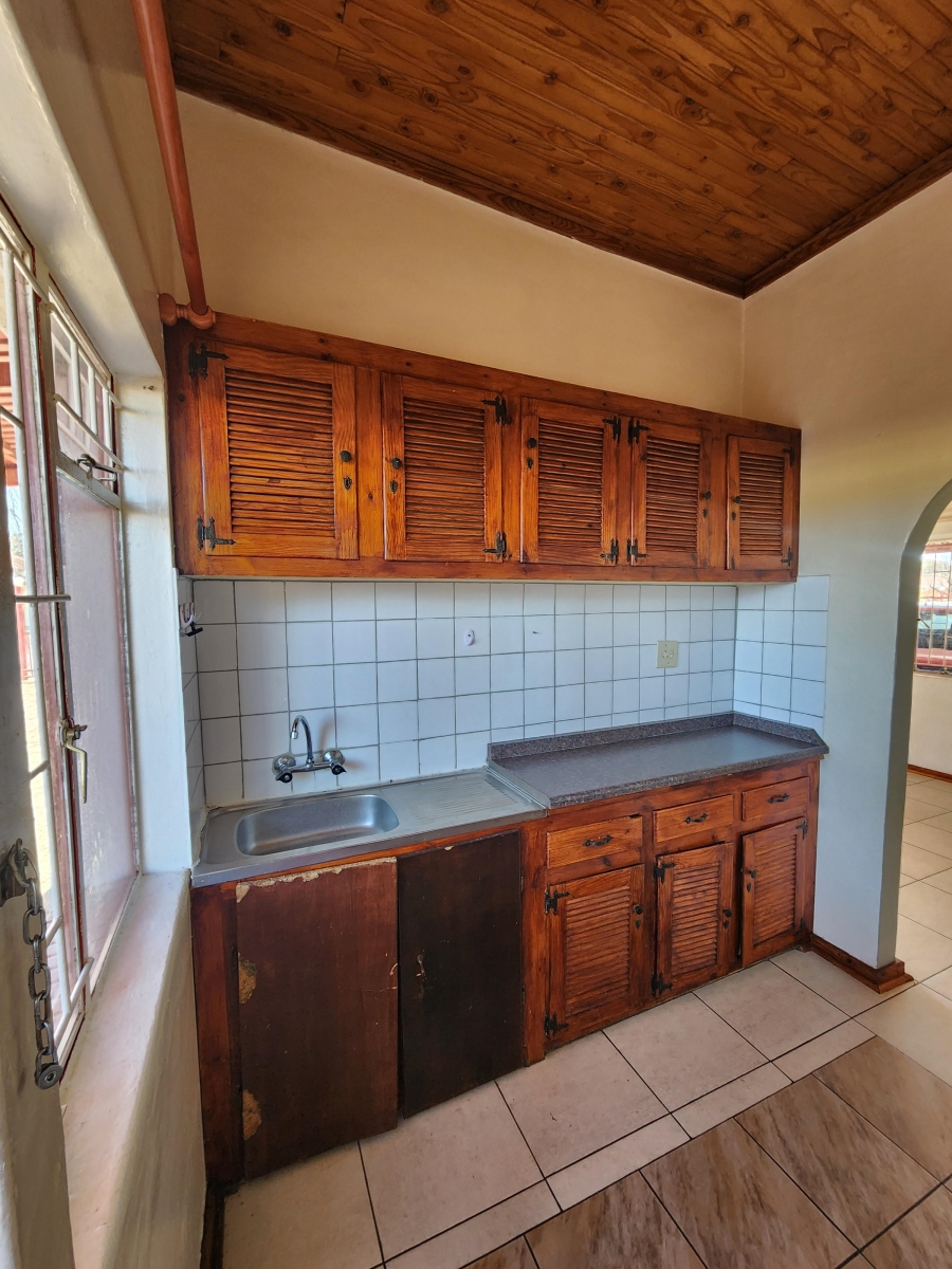 7 Bedroom Property for Sale in Hennenman Free State